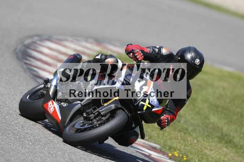/44 09.08.2025 Plüss Moto Sport ADR/Freies Fahren/71